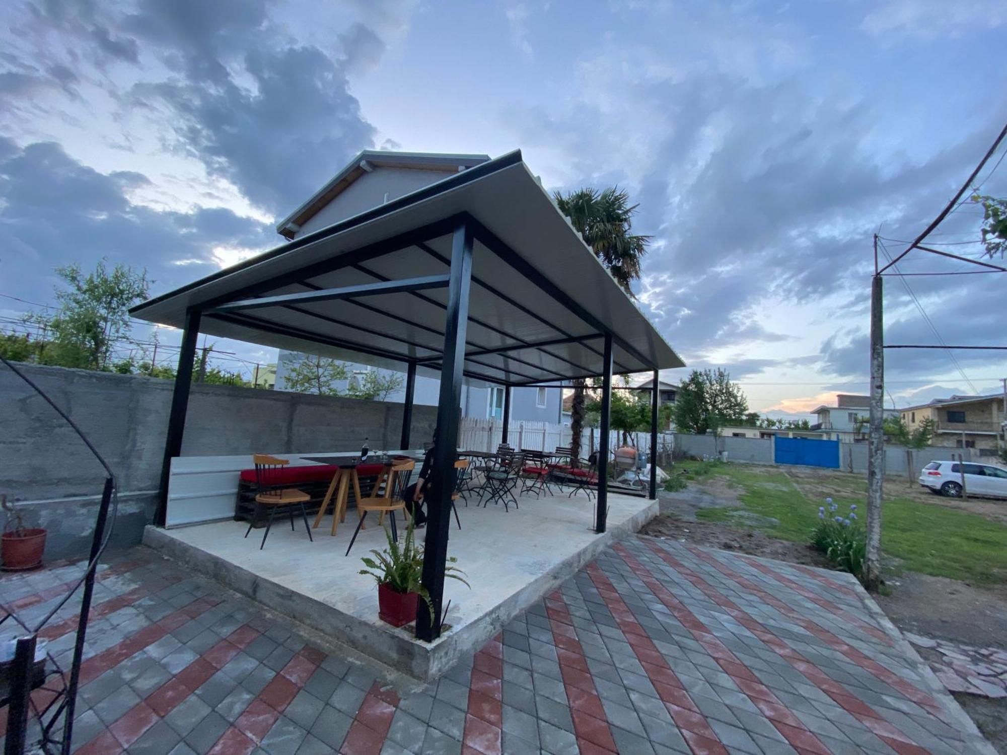 Rupa Guest House Camping Shkodër エクステリア 写真