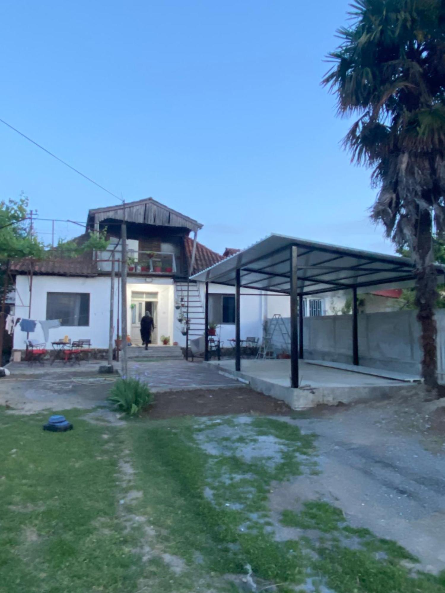Rupa Guest House Camping Shkodër エクステリア 写真