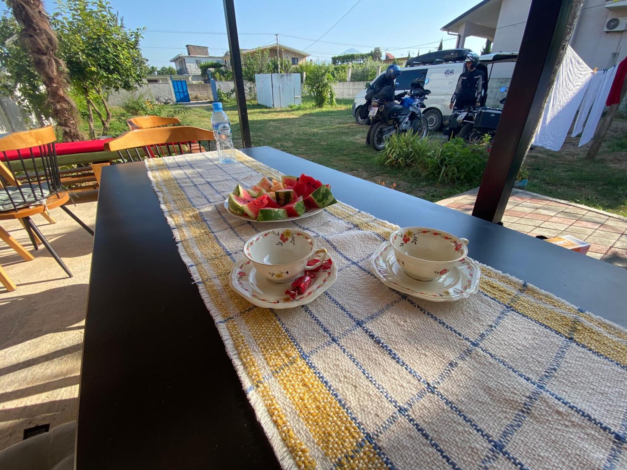 Rupa Guest House Camping Shkodër エクステリア 写真