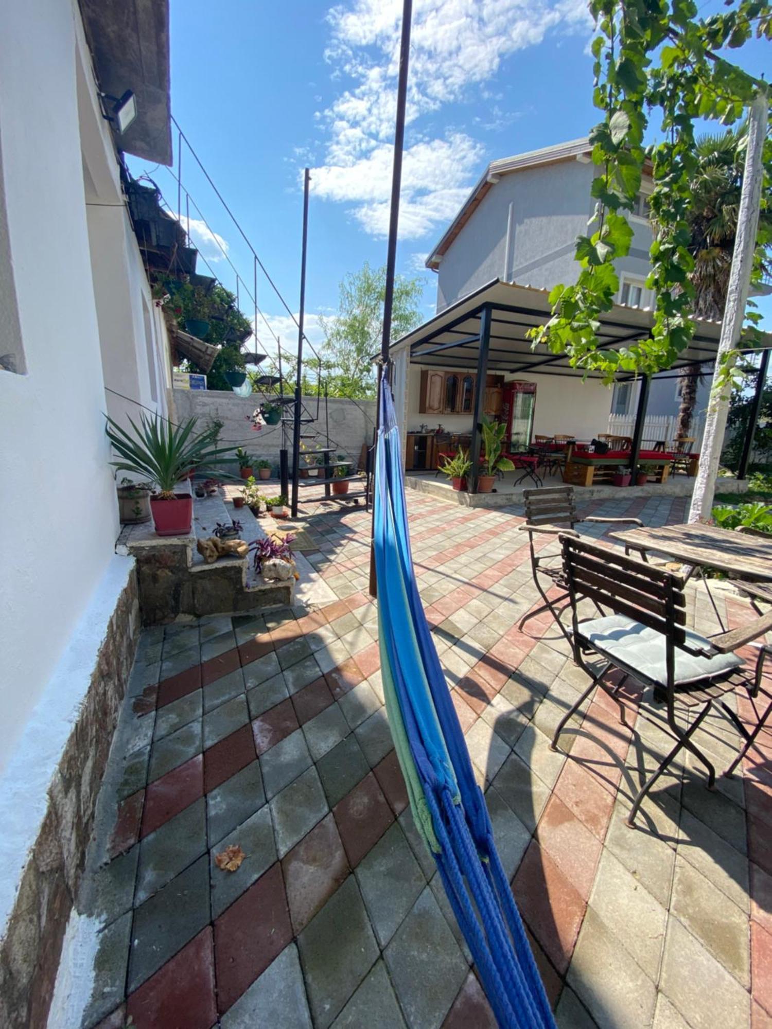 Rupa Guest House Camping Shkodër エクステリア 写真